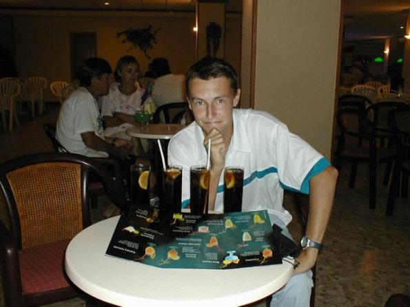 19_happyHour-CubaLibre